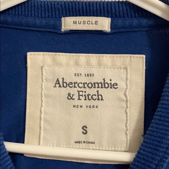 Abercrombie & Fitch Royal Blue Long Sleeve Tee - Picture 3 of 4